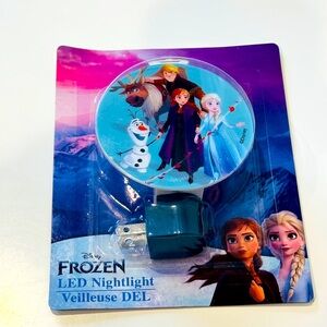Disney Frozen LED Nightlight NWOT home decor movie Blue kids children Christmas